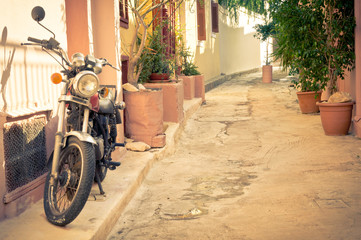Fototapeta na wymiar Classic rocznika motocykla w Atenach, Grecja