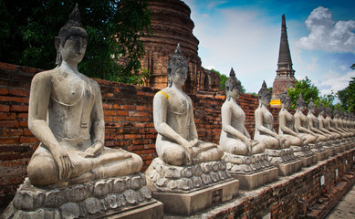 Fototapeta premium Ancient buddha in Ayutthaya province of Thailand