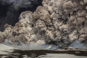Etna eruption February 2013