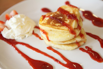 strawberry pancake