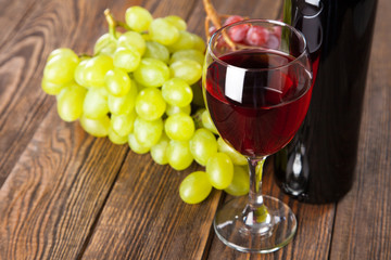 Wine and grapes