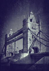 Fototapeta na wymiar grunge tower bridge