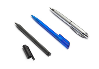 Set of three pens