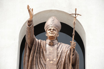 John paul II statue in Christian Church.