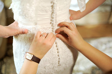 Buttoning Wedding Dress