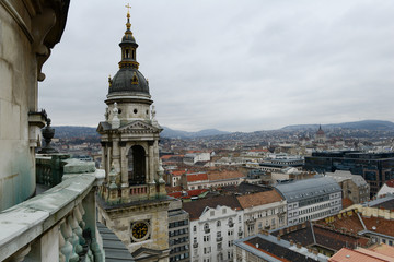 Fototapeta na wymiar Budapest depuis la Basilique Saint-Etienne
