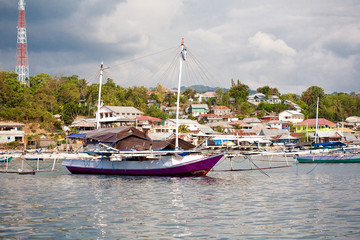 Fototapeta na wymiar port w Labuan Bajo, Flores wyspa, Indonezja