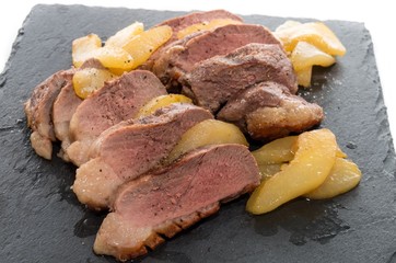 Magret de canard, poires.