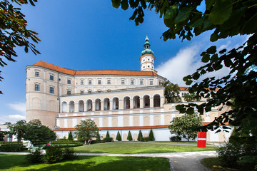 Fototapeta na wymiar Zamek w Mikulov, Republika Czeska.