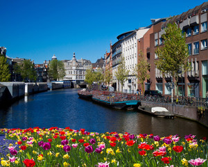 One of canals in Amsterdam © Lsantilli