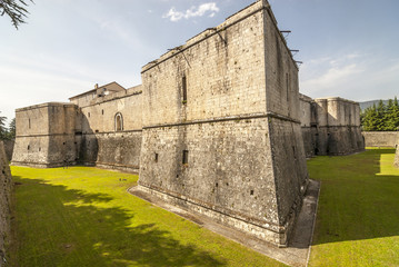 Fototapeta na wymiar Castle of L'Aquila