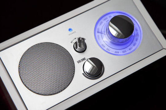 Radio mit LED Anzeige