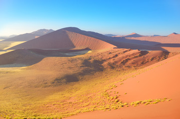 Fototapeta na wymiar Wydmy pustyni Namib Świt, Sossusvlei, Namibia, Afryka