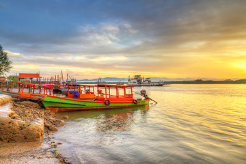 Fototapeta na wymiar Sunrise at the river in Koh Kho Khao, Thailand