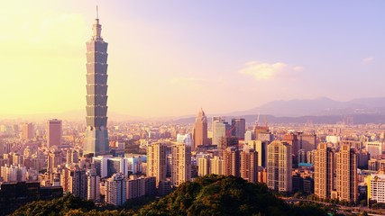 Naklejka premium Tajpej, Tajwan Skyline Panorama