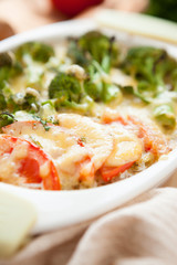 broccoli baked with mozzarella cheese