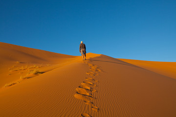 Fototapeta na wymiar Hike w pustyni