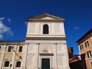 Fototapeta na wymiar Rzym, fasada kościoła