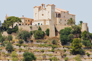 Fototapeta na wymiar Festung auf Mallorca