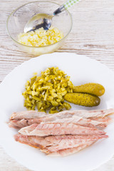  mackerel fillet with salad ingredients