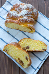 Sweet raisin bread