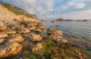 Fototapeta na wymiar Sea, shore and stones