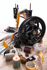 Antique sewing machine and sewing kit