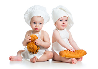 Little bakers kids boy and girl