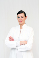 junge, freundliche &Auml;rztin