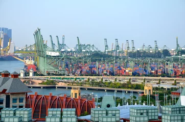 Gordijnen Container Industrial Port, Singapore © lucazzitto