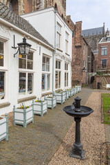 Fototapeta na wymiar Courtyard in old Dutch medieval city of Utrecht