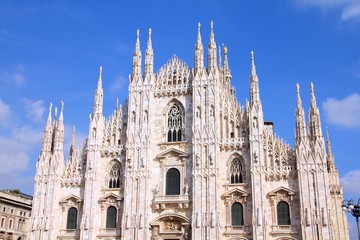 Fototapeta na wymiar Katedra w Mediolanie, Włochy