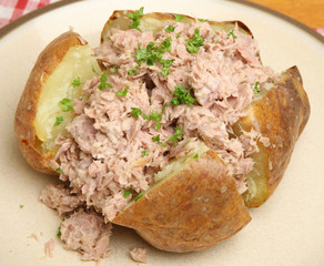 Baked Potato with Tuna Mayonnaise