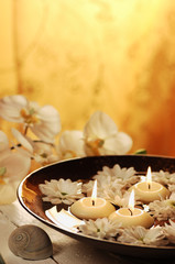 Obraz na płótnie Canvas Aromatherapy bowl