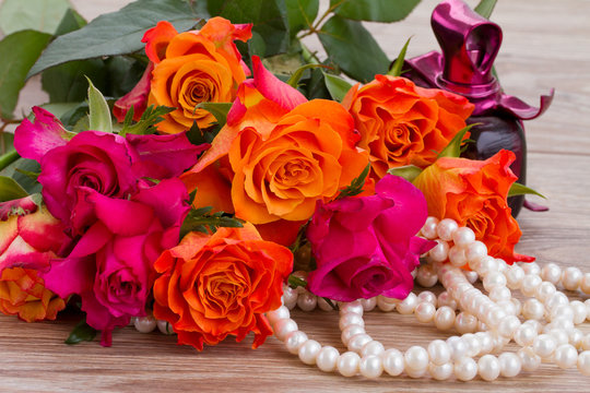 bouquet of roses with pearls