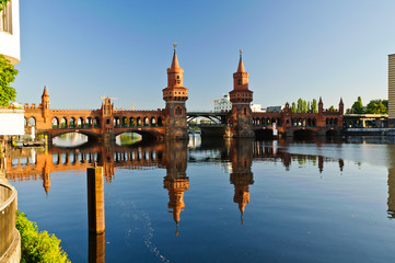 Obraz premium berlin most oberbaum