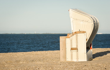 hooded beach chair