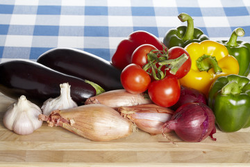 Gemüse für ein Ratatouille