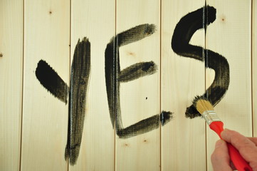 Malowanie napisu "YES " © hesa2