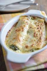 Cannelloni with spinach