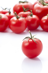 白背景にトマト