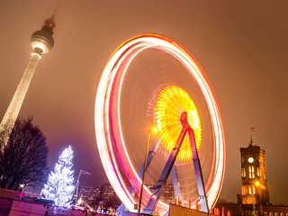 riesenrad, fernsehturm, rathaus in berlin © sp4764