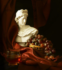 Wine traditions from antiquity to modern times.