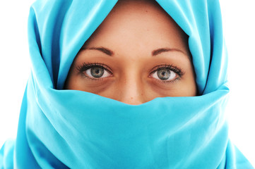 Naklejka premium Young beautiful muslim woman