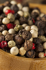 Raw Whole Four Peppercorn Blend