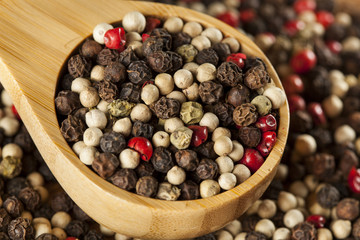 Raw Whole Four Peppercorn Blend