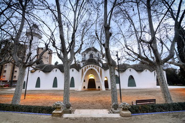 Park Sant Jordi with the beautiful masia freixa in Terrassa - 50438783