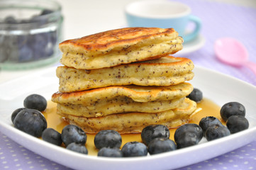 Mohn Pancakes