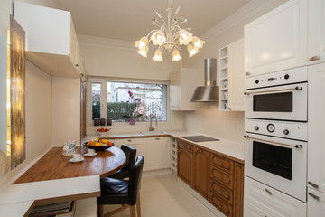 Cloudy home - Kitchen interior