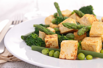 grilled tofu and vegetables